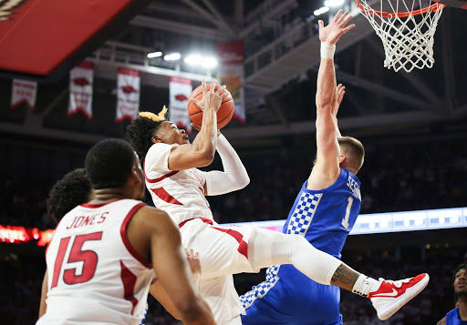 Amped-Up Crowd, Jones’s Performance Not Enough to Take Down Kentucky
